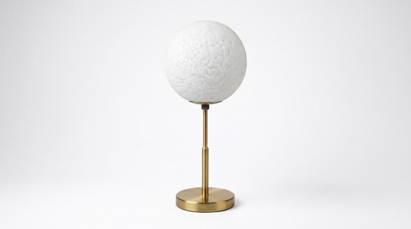 MINIMAL LAMPARA DE MESA COLOR ORO ANTIQUE AM489