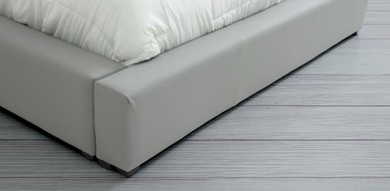 JOYCE CAMA Q.S. RINO GRIS