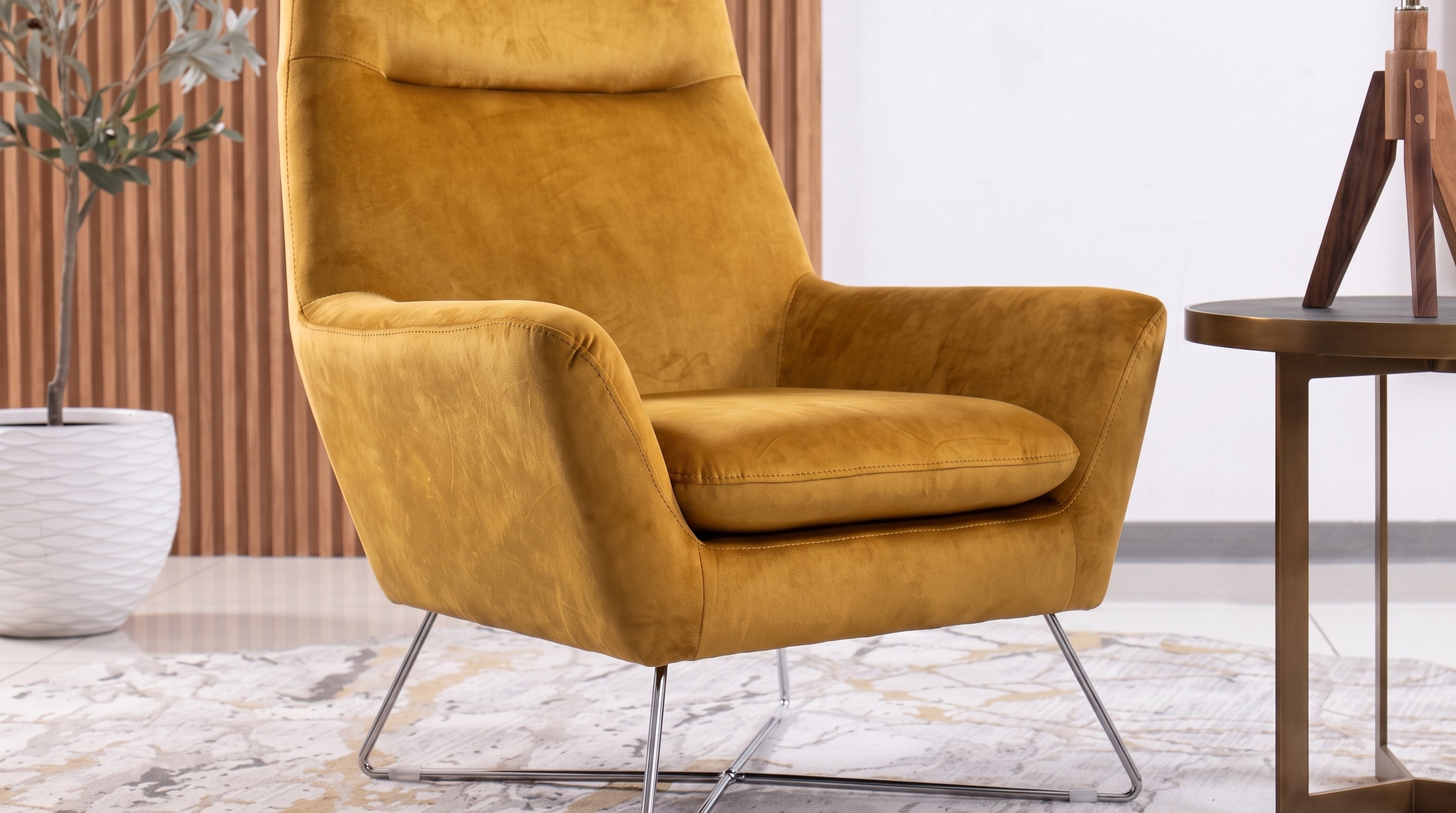 ALEX SILLON OCASIONAL PATA CROMADA COSMO AMBER