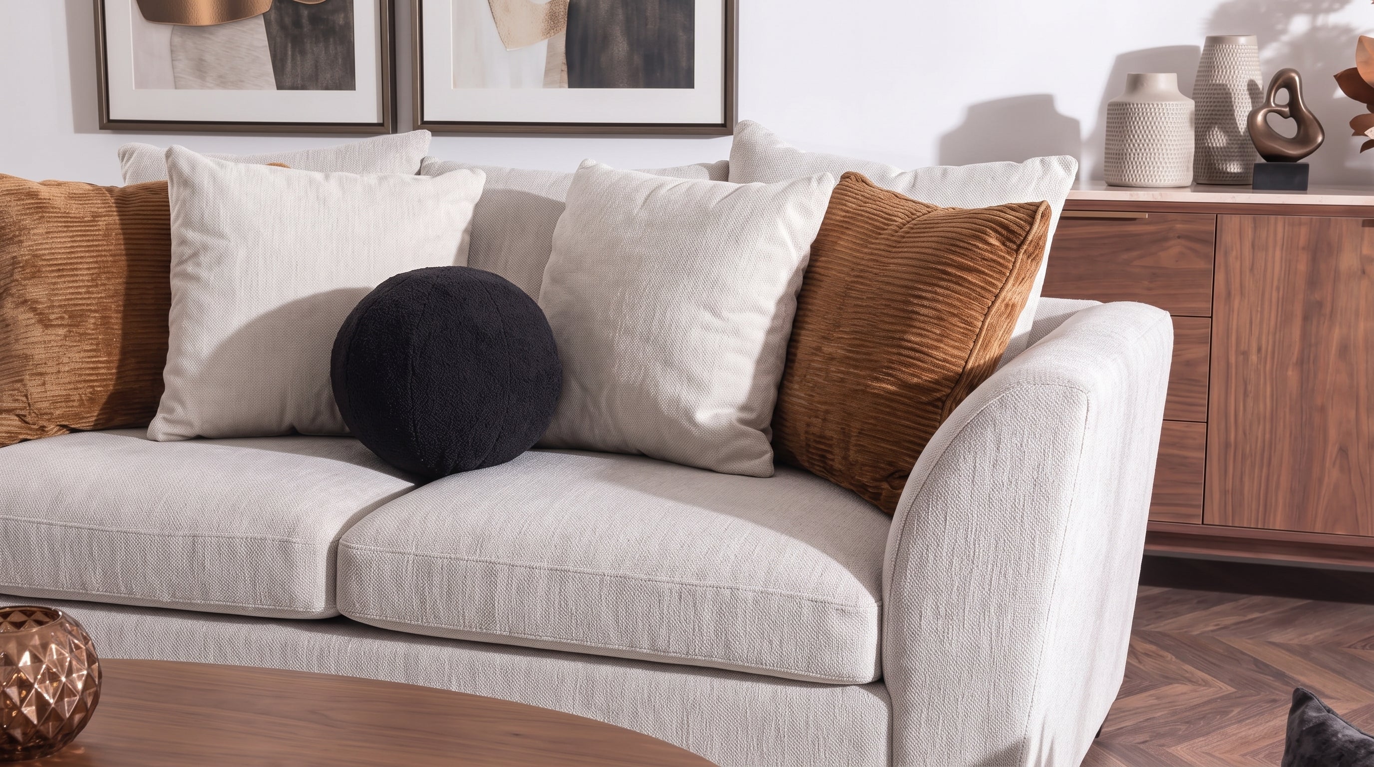 CLARISSA LOVE SEAT BOLTON FLAX